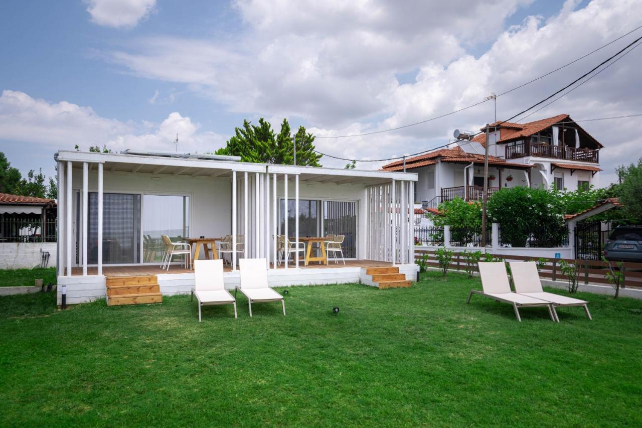 Thea Eco Suites Nea Kallikrateia Exterior photo